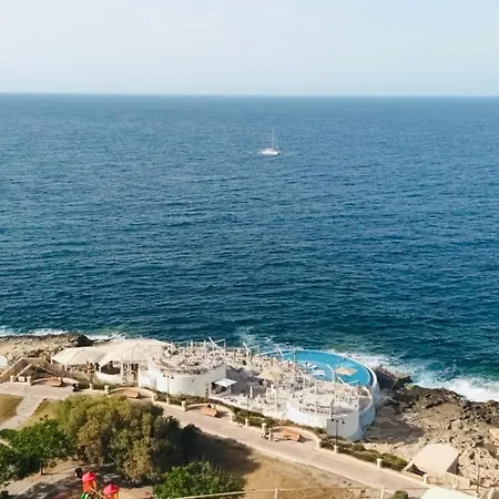 By The Sea Apartman *